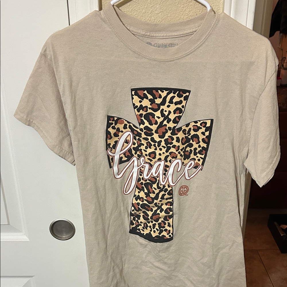 Grace Leopard Print Graphic Tee
